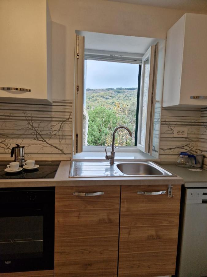 Lavanda Apartman 1 เซรส ภายนอก รูปภาพ